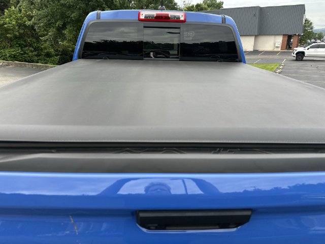 Used 2025 Chevrolet Colorado ZR2 w/ Technology Package AWD/4WD image 26