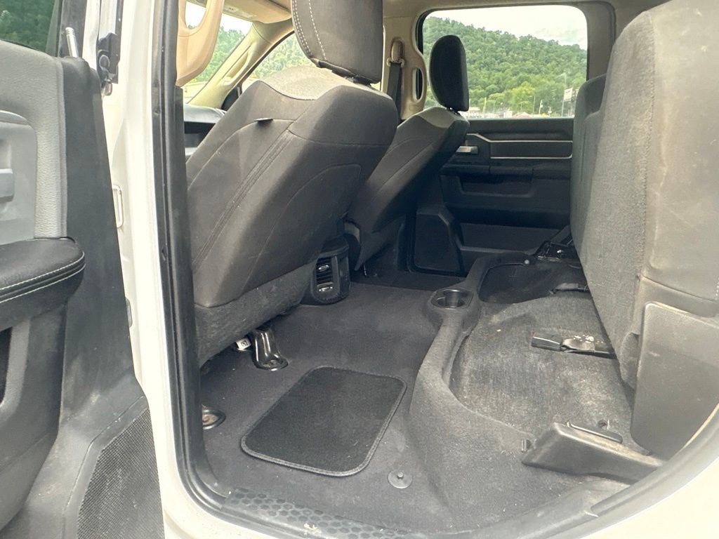Used 2020 RAM 3500 Big Horn AWD/4WD image 17
