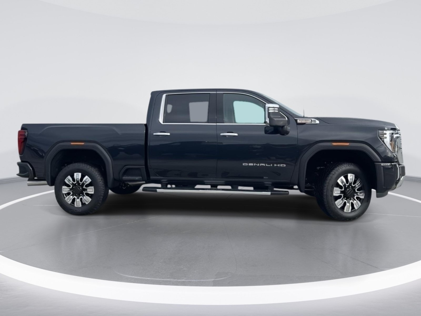 New 2026 GMC Sierra 3500 Denali AWD/4WD image 2