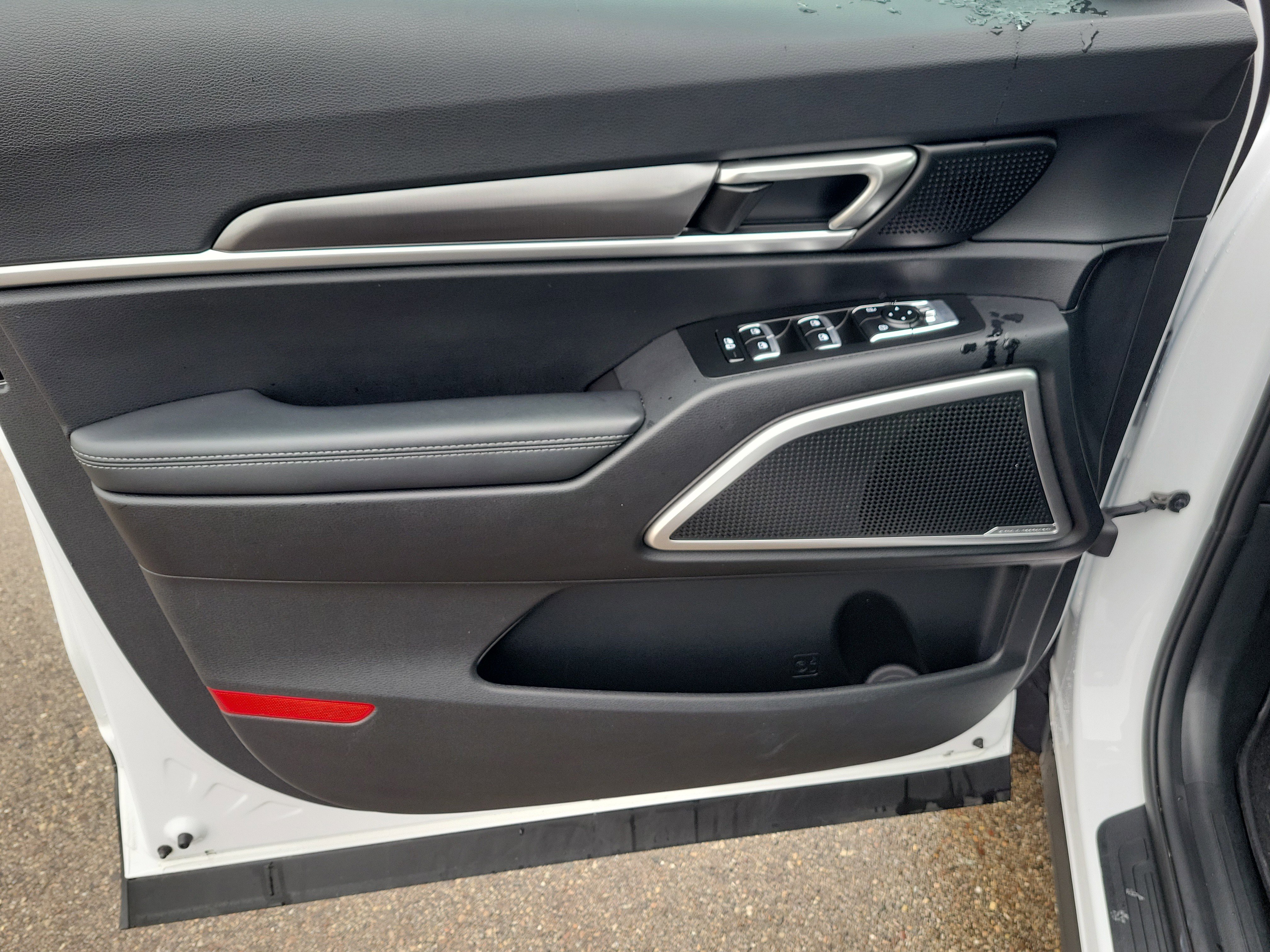 Used 2024 Kia Telluride S w/ S Sunroof Package image 19