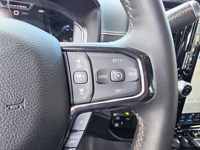 Used 2024 RAM 2500 Limited AWD/4WD image 22