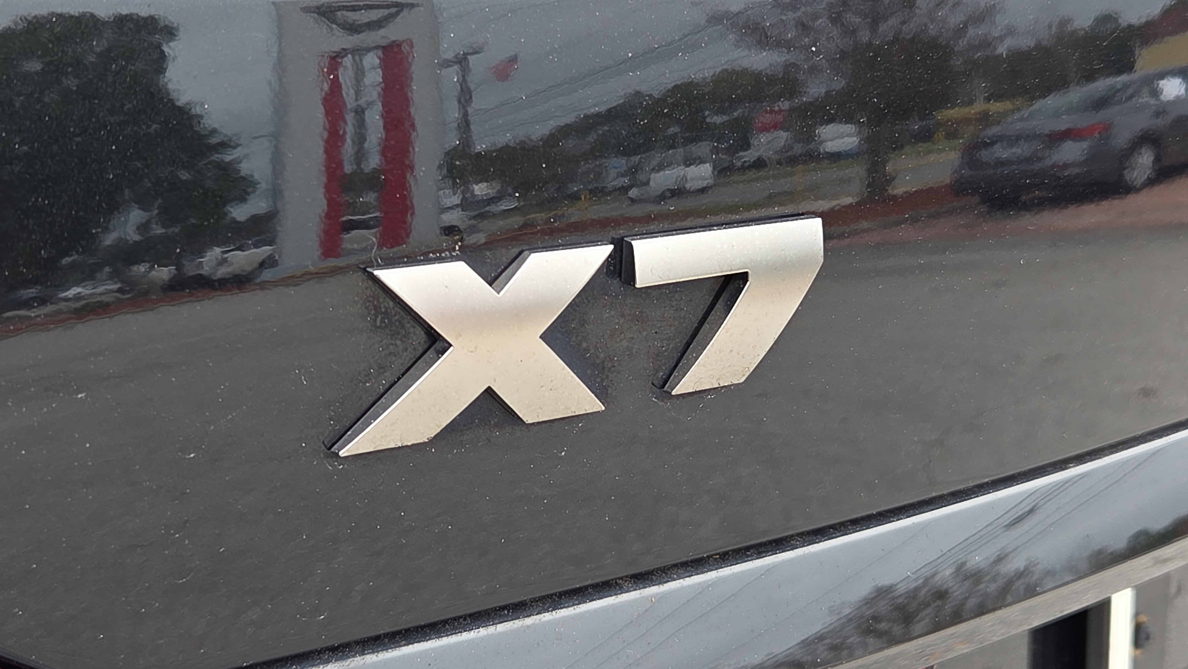 Used 2022 BMW X7 M50i w/ Luxury Seating Package image 30