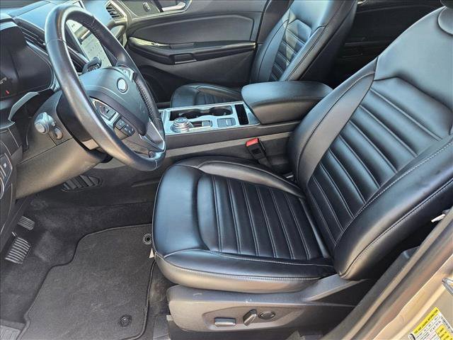 Used 2023 Ford Edge SEL image 14