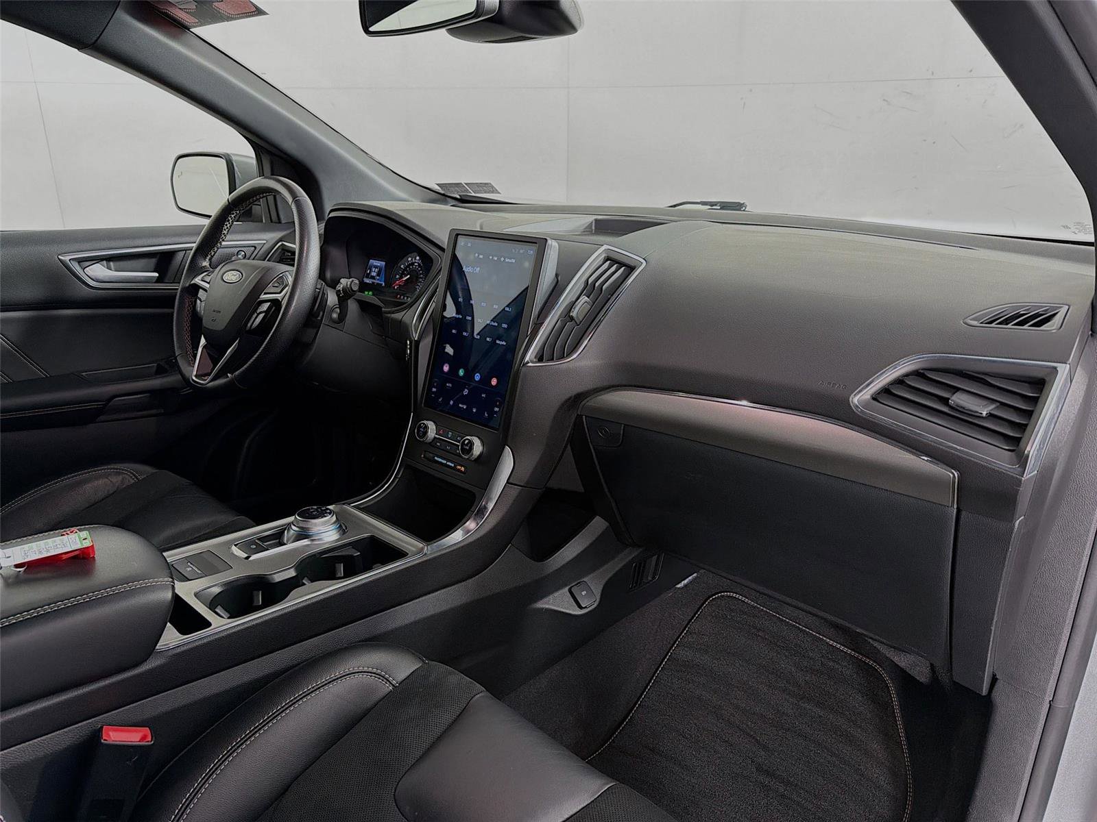 Used 2024 Ford Edge ST AWD/4WD image 28