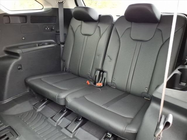 Used 2023 Kia Sorento SX image 19