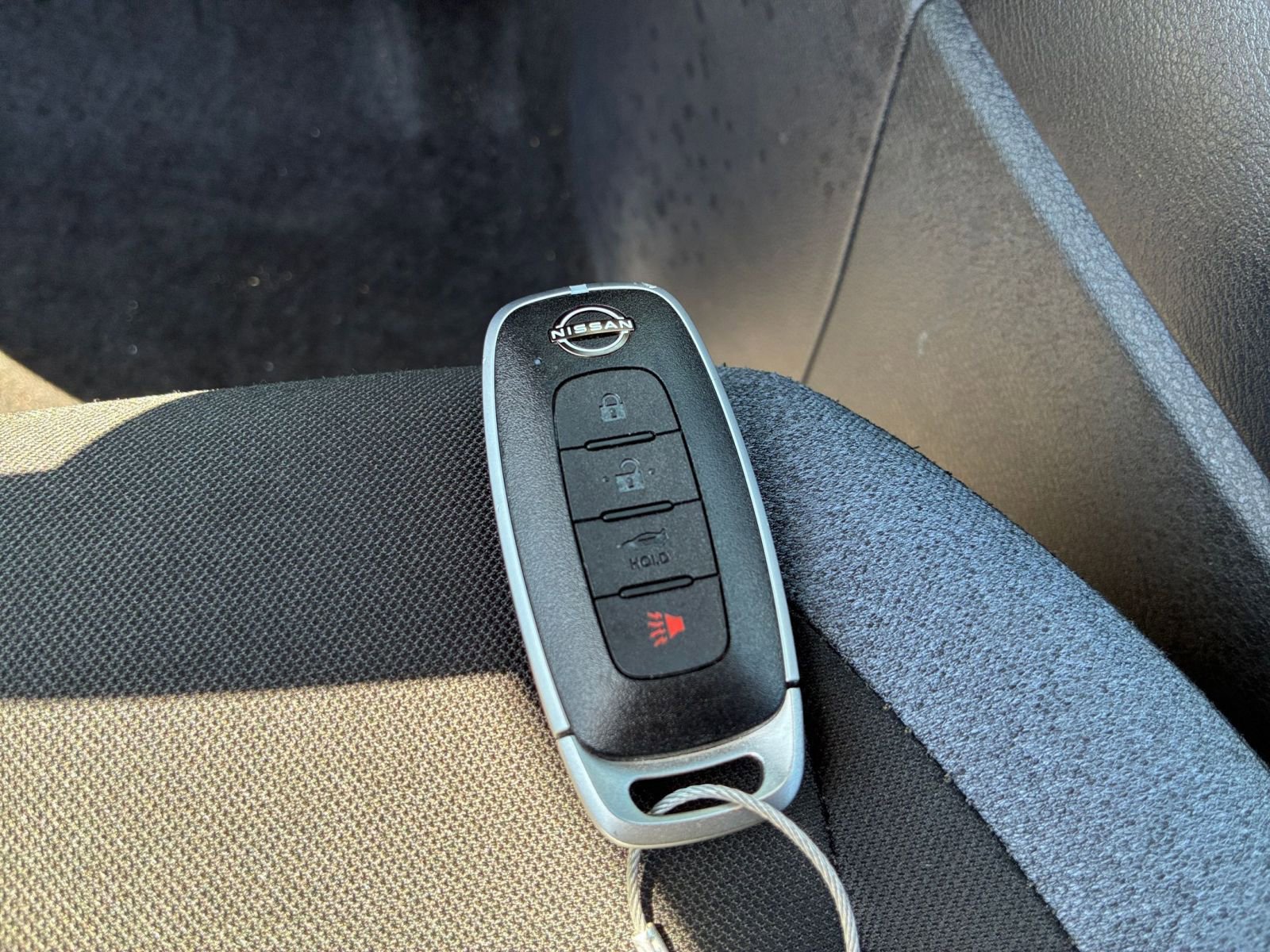 Used 2025 Nissan Versa SV FWD image 21