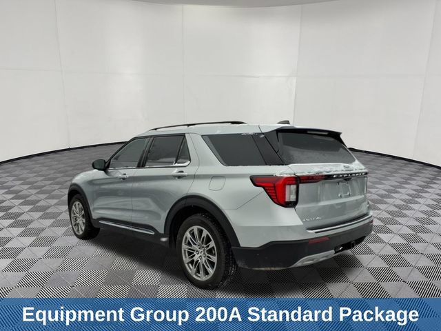 Used 2025 Ford Explorer Active w/ Active Comfort Package AWD/4WD image 7