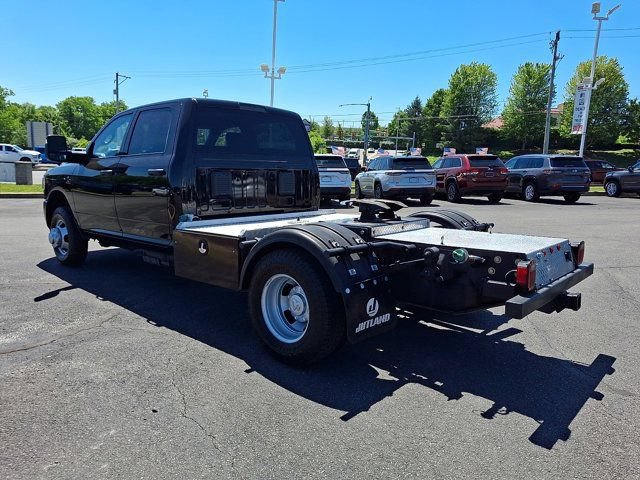 Used 2023 RAM 3500 Tradesman w/ Max Tow Package AWD/4WD image 4