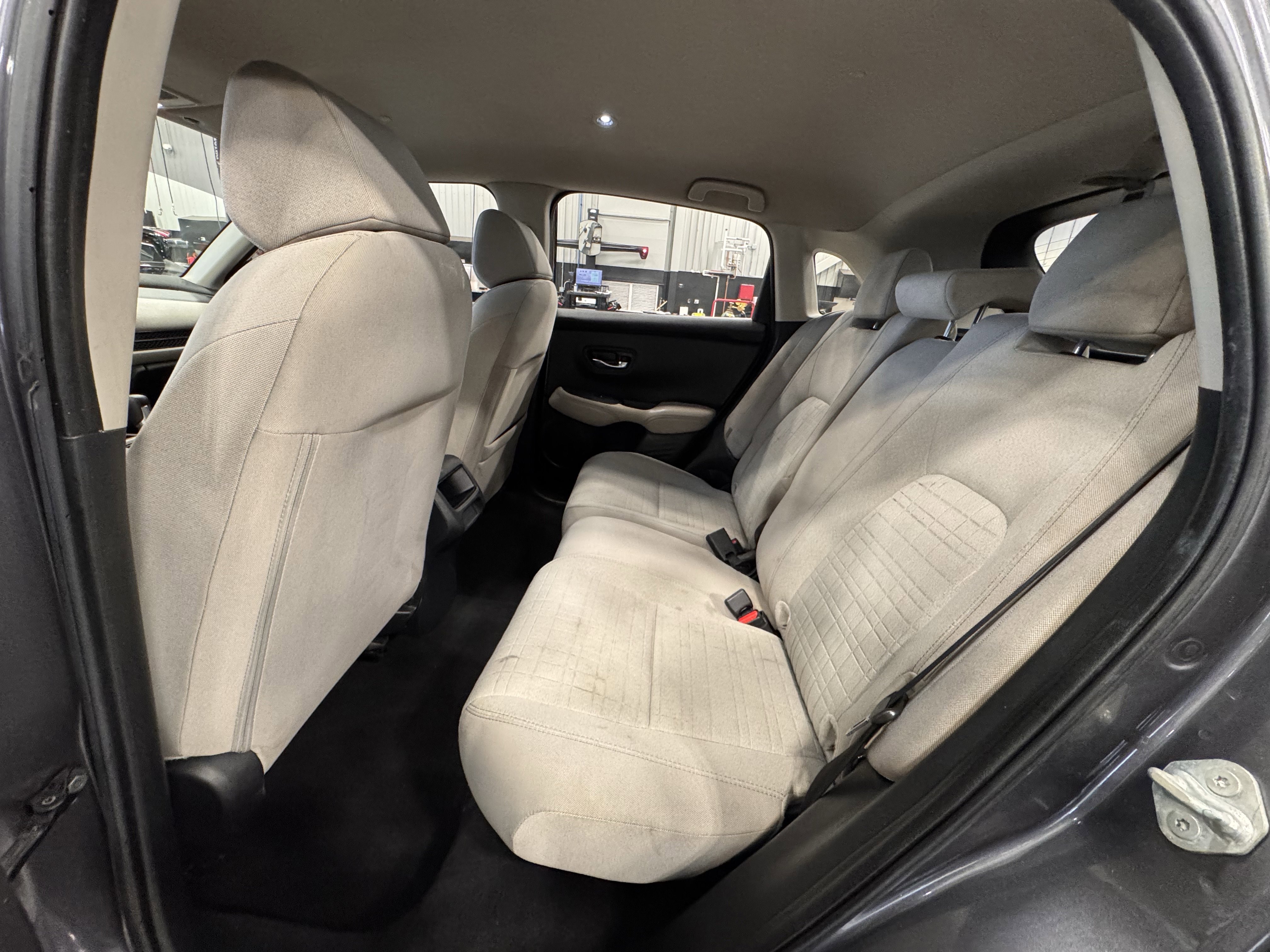 Used 2023 Honda HR-V LX image 18
