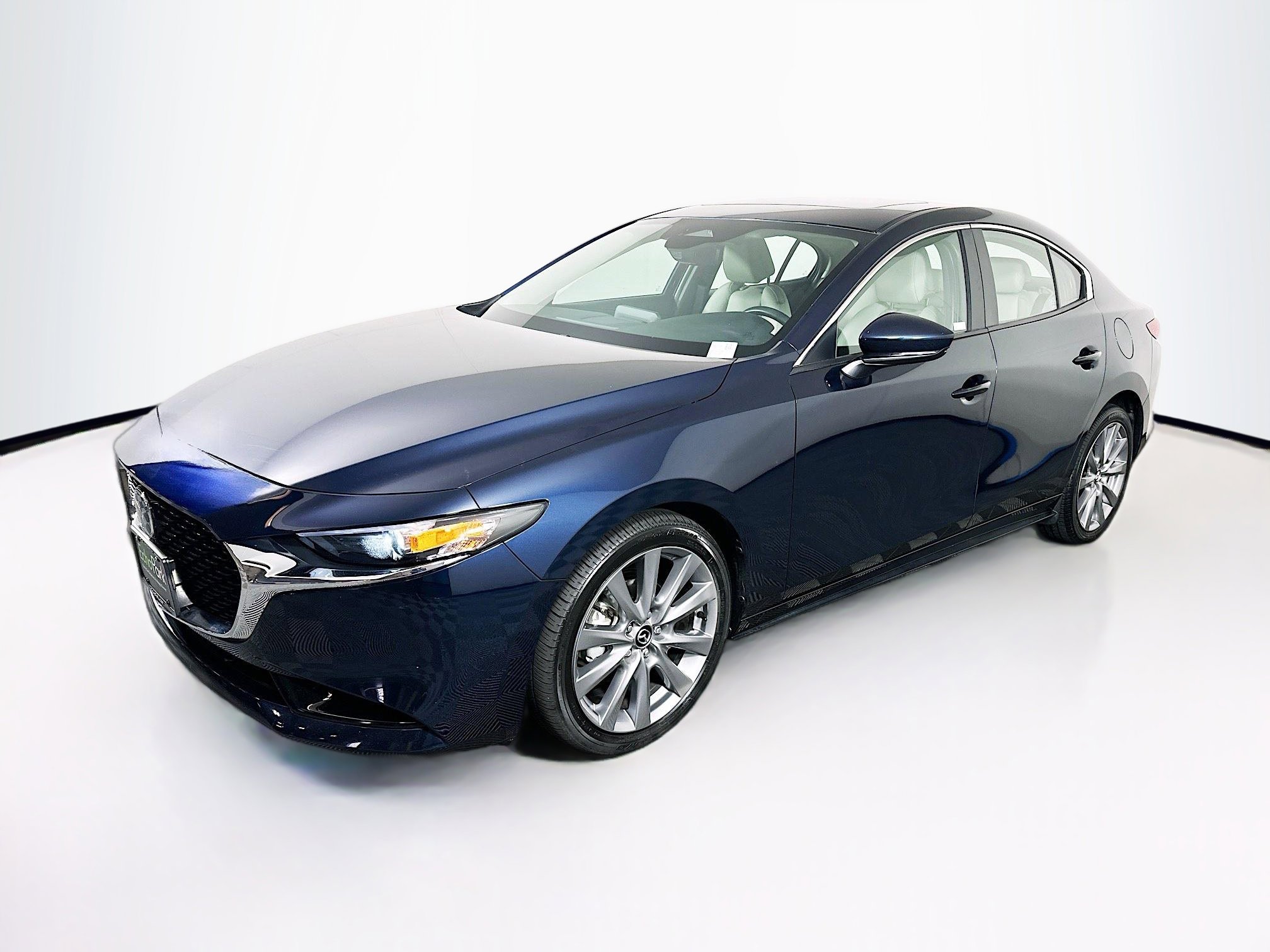 Used 2025 MAZDA MAZDA3 s image 3