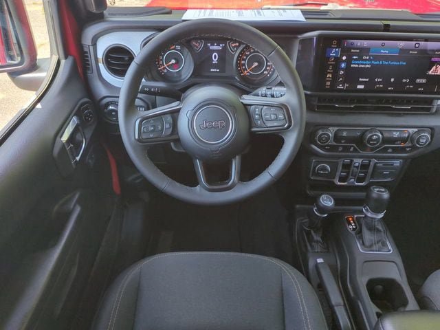 Used 2025 Jeep Wrangler Unlimited Sport AWD/4WD image 16