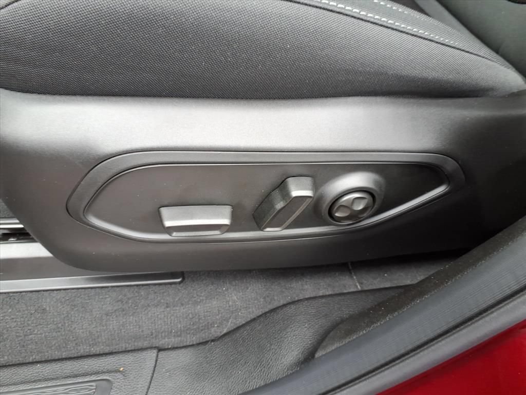 New 2025 Jeep Grand Cherokee L Laredo AWD/4WD image 11