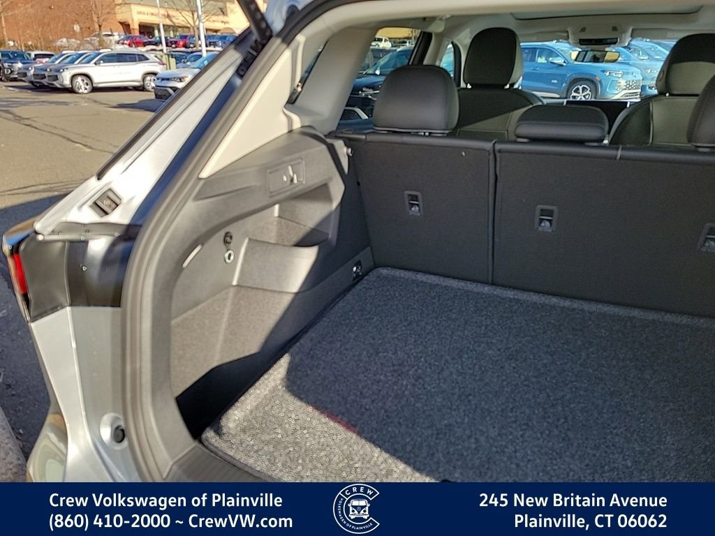 New 2026 Volkswagen Tiguan SE image 50