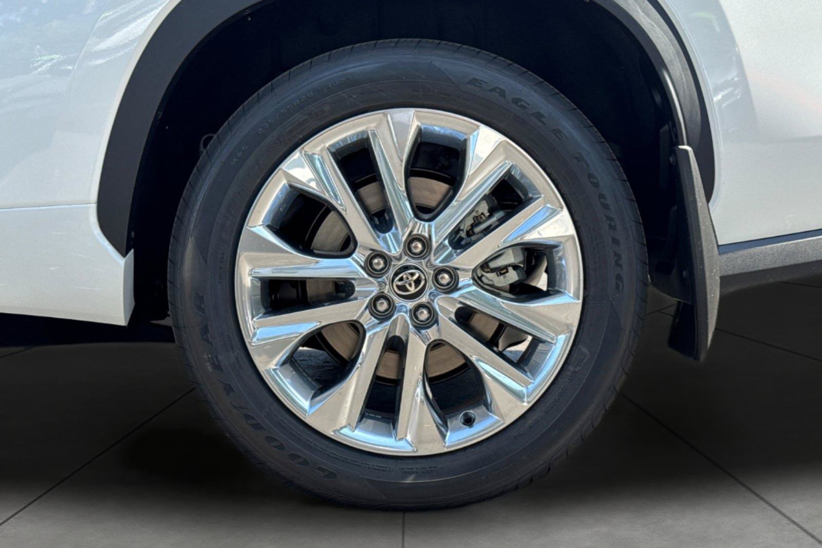 New 2026 Toyota Highlander Limited AWD/4WD image 36