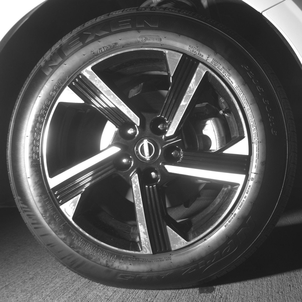 Used 2025 Nissan Sentra SV image 12