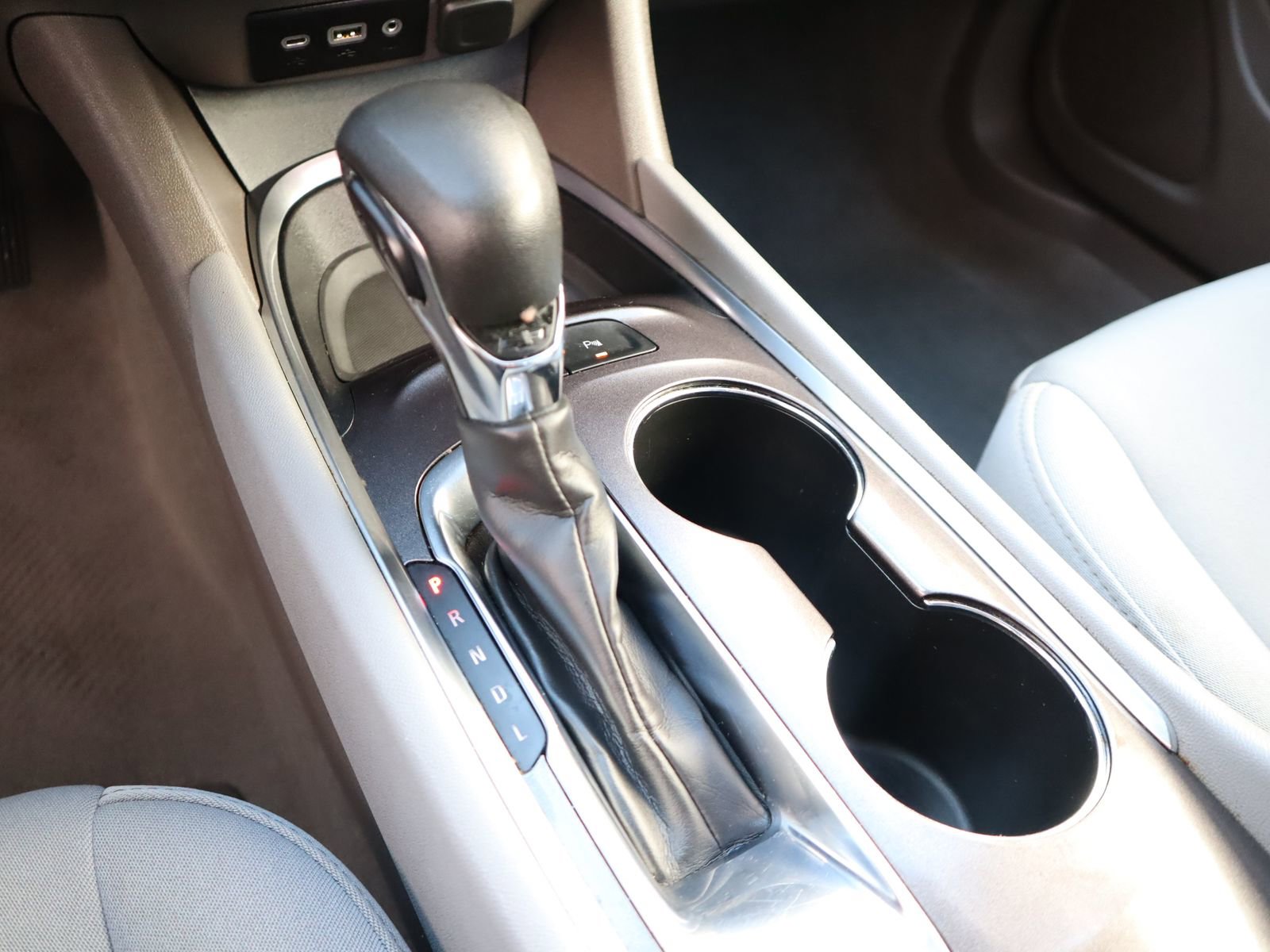 Used 2021 Chevrolet Malibu LT image 39