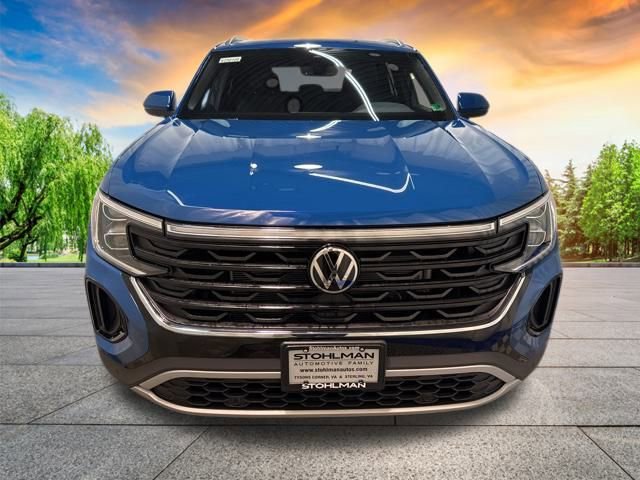 New 2025 Volkswagen Atlas Cross Sport SE image 9