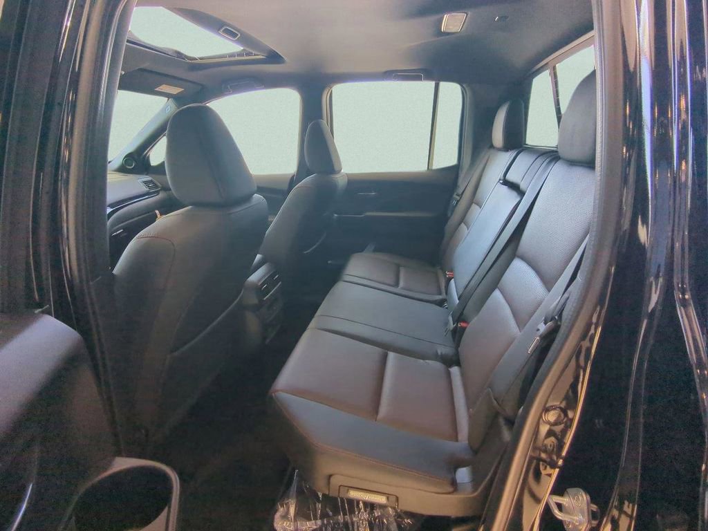 New 2026 Honda Ridgeline Black Edition image 13