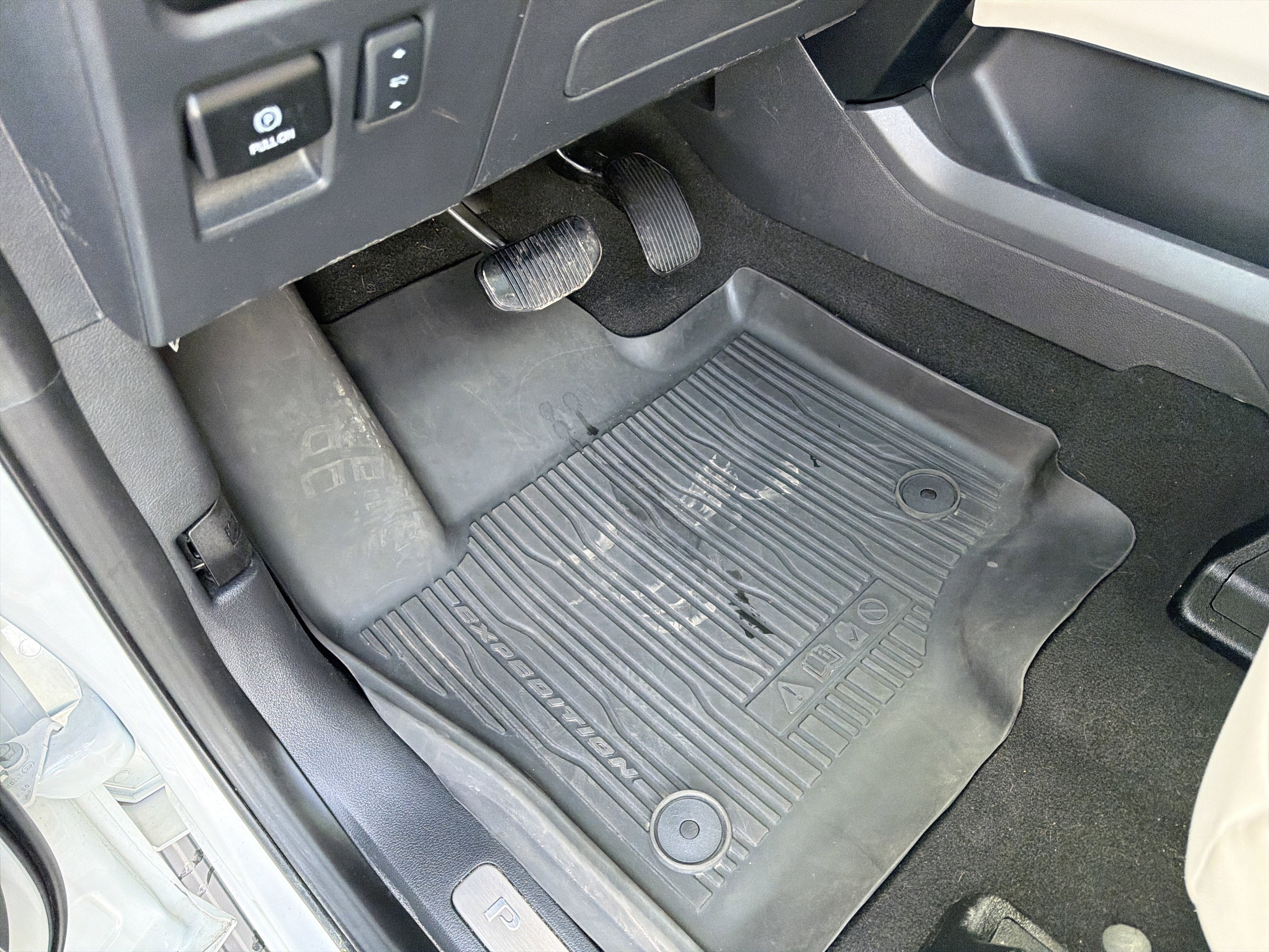 Certified 2024 Ford Expedition Max Platinum AWD/4WD image 26