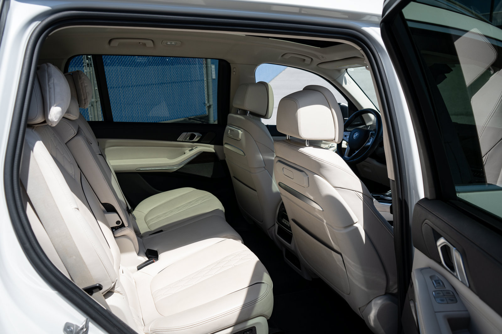 Used 2023 BMW X7 xDrive40i w/ Executive Package AWD/4WD image 36