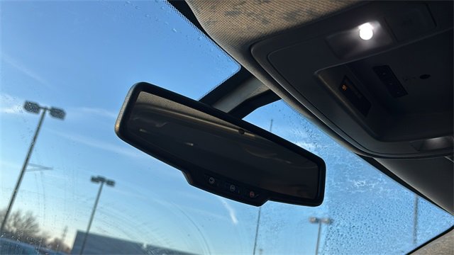 Used 2014 GMC Sierra 1500 SLT w/ Suspension Package, Off-Road image 23