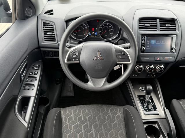 Used 2025 Mitsubishi Outlander Sport ES AWD/4WD image 20