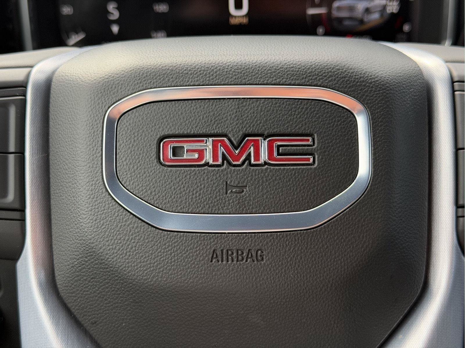 Used 2026 GMC Sierra 1500 SLT AWD/4WD image 14