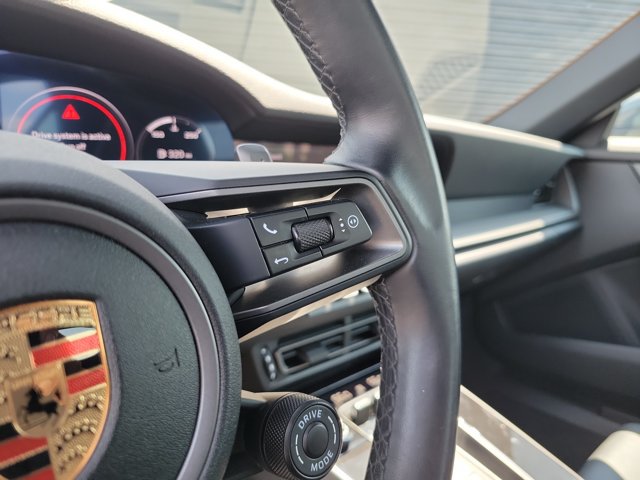Used 2023 Porsche 911 Carrera RWD image 30