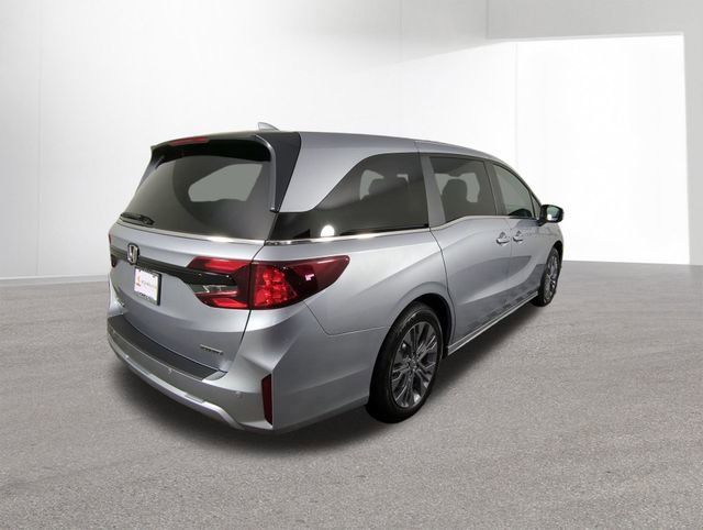 New 2026 Honda Odyssey Touring image 12