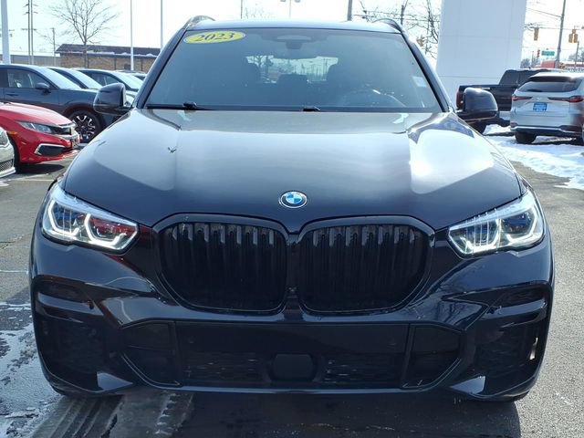 Used 2023 BMW X5 M50i w/ Executive Package image 2