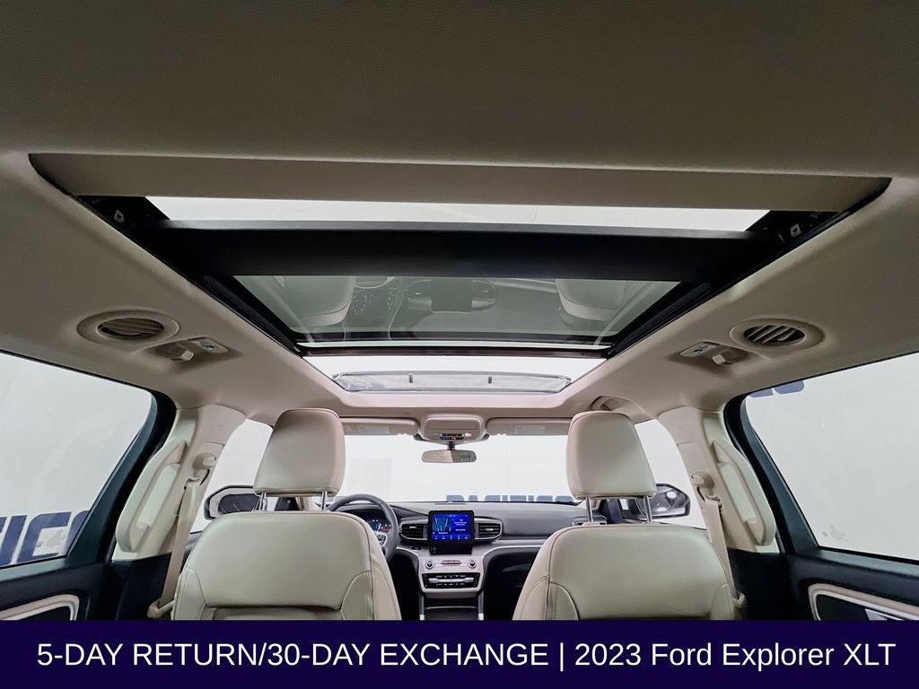 Used 2023 Ford Explorer XLT w/ Equipment Group 202A image 44