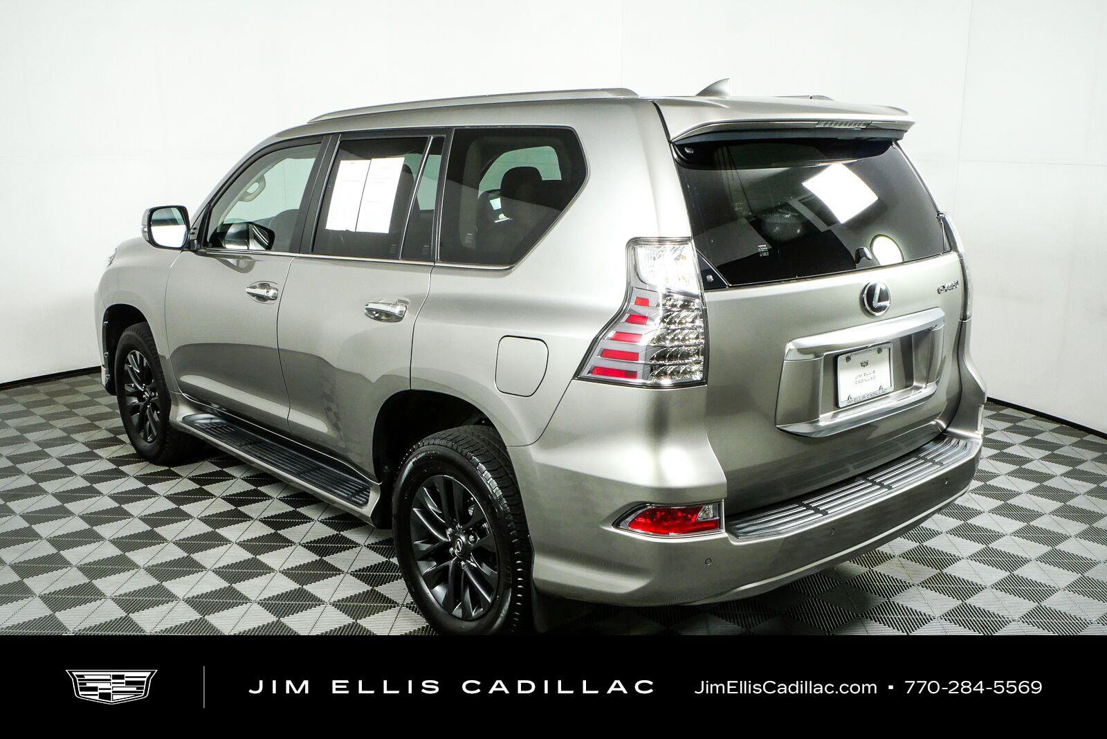 Used 2021 Lexus GX 460 Premium w/ Premium Package AWD/4WD image 28