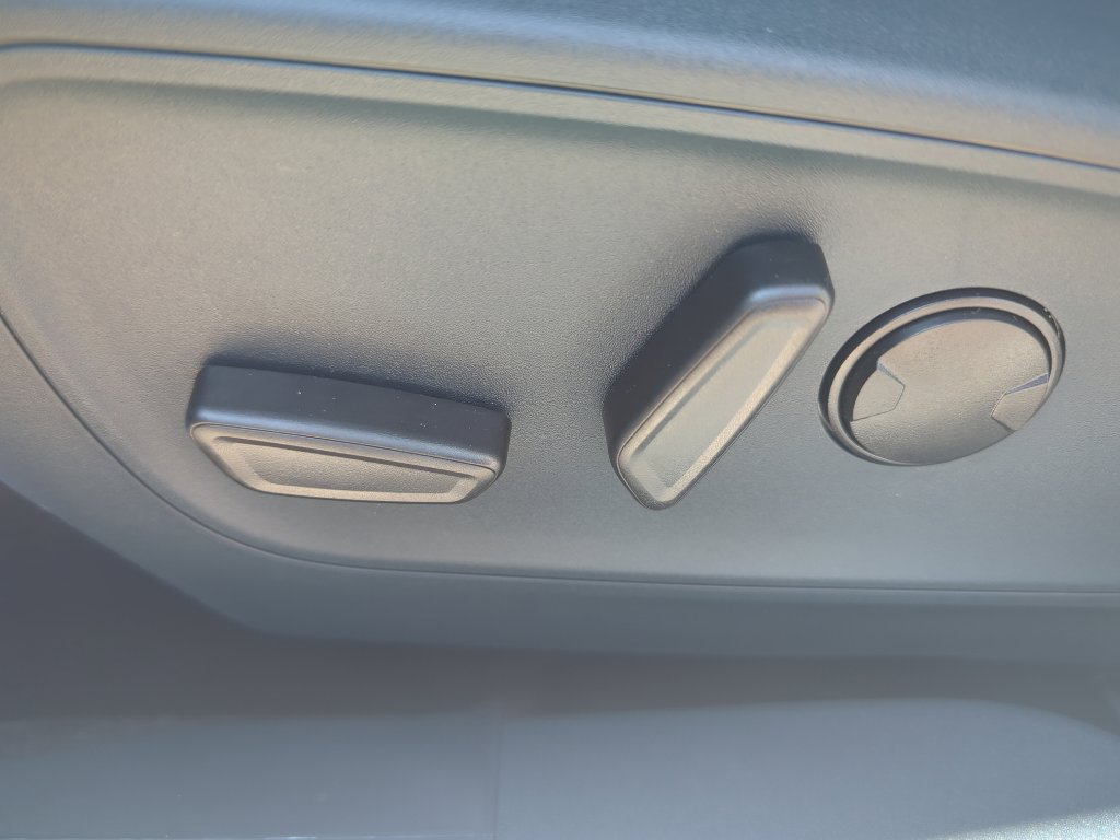 New 2025 Ford Maverick XLT w/ XLT Luxury Package image 15