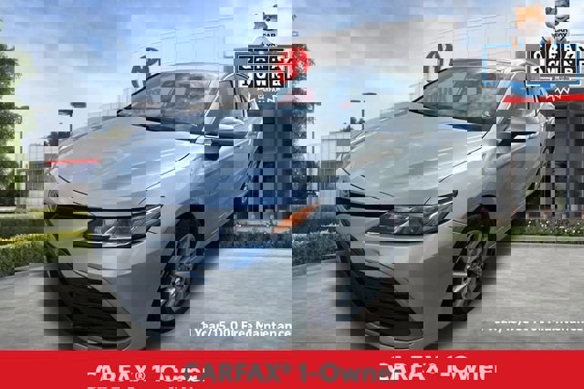 Used 2024 Toyota Camry LE image 2