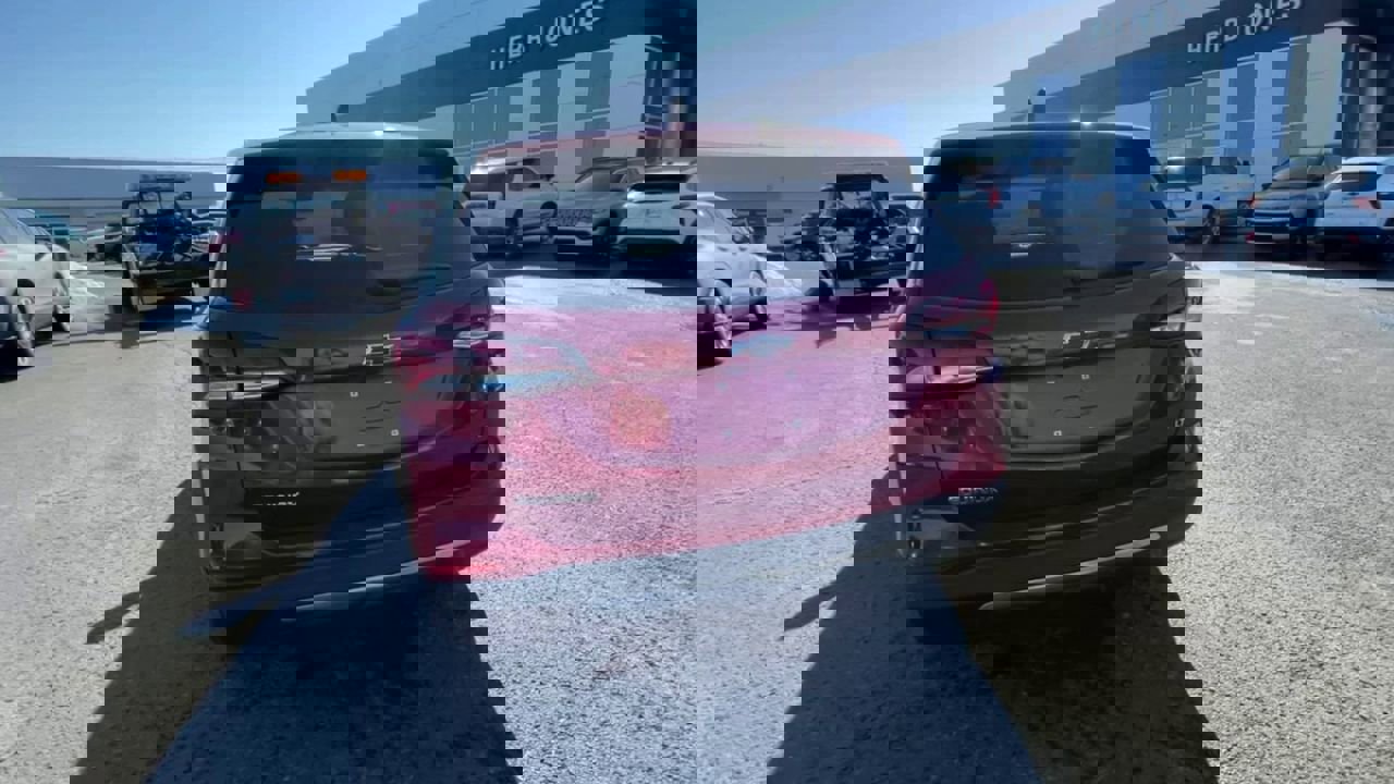 Certified 2024 Chevrolet Equinox LT w/ LPO, Floor Liner Package image 2