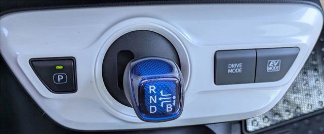 Used 2017 Toyota Prius One FWD image 13