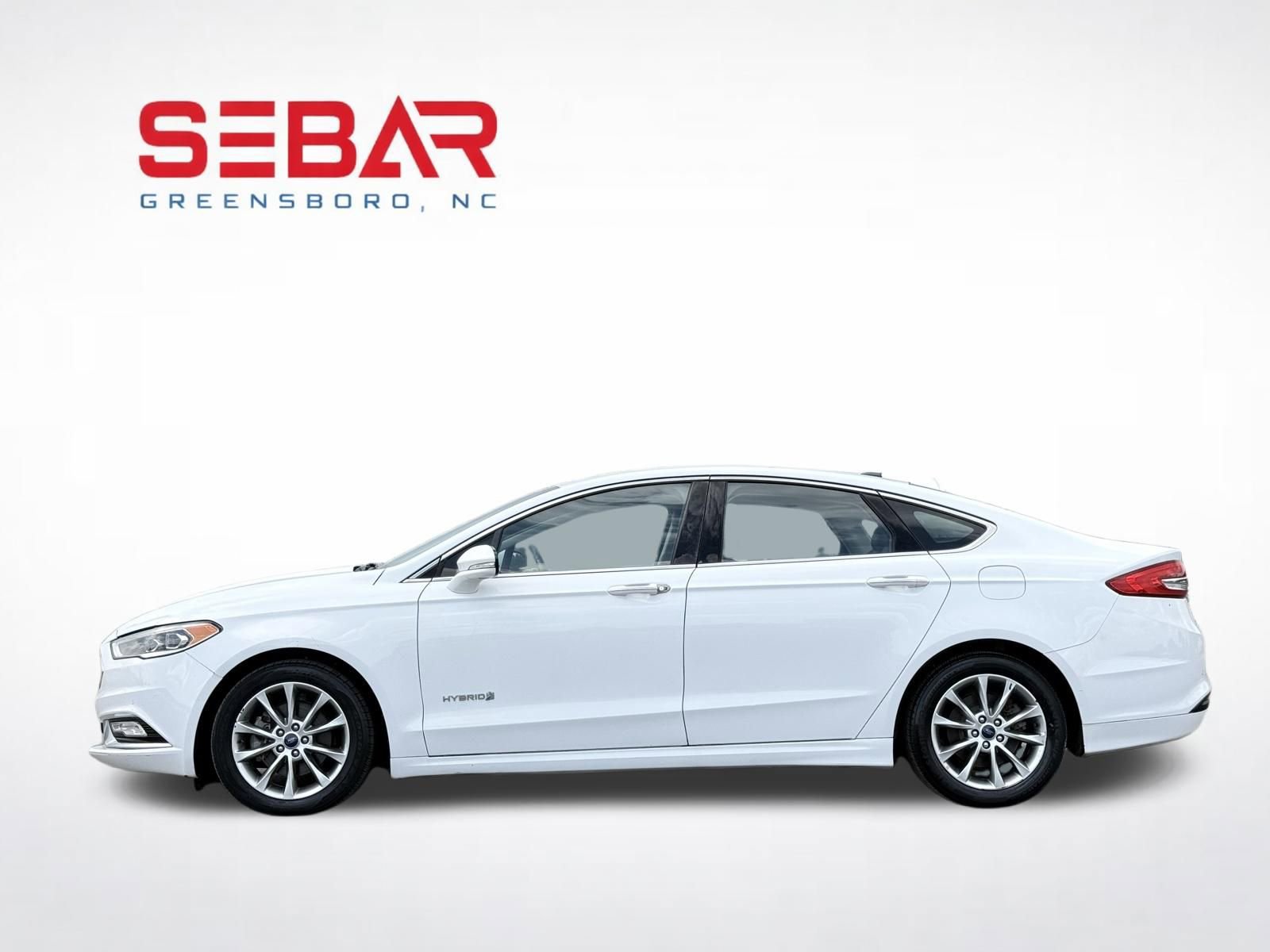 Used 2017 Ford Fusion SE w/ Equipment Group 602A FWD image 9
