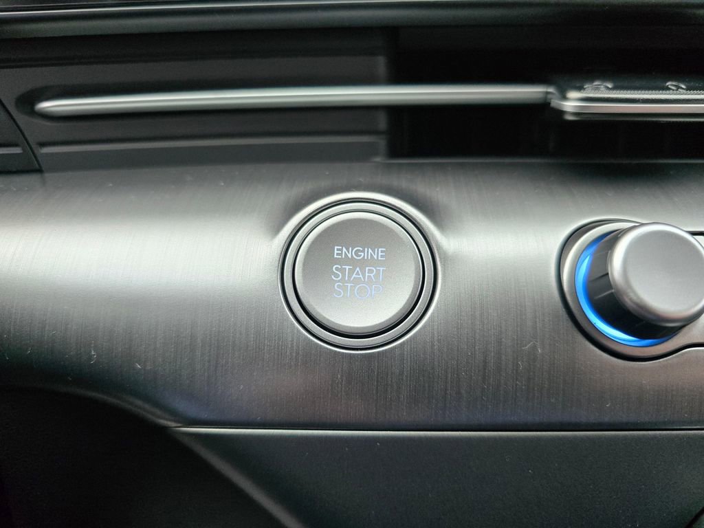 New 2026 Hyundai Kona SE AWD/4WD image 32