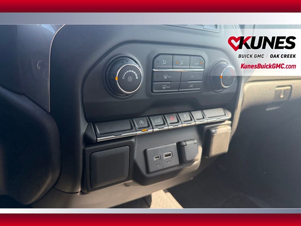 Used 2022 Chevrolet Silverado 1500 Custom w/ LPO, Blackout Package AWD/4WD image 21