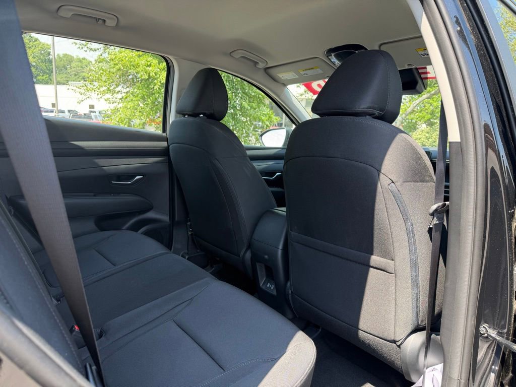 Used 2026 Hyundai Tucson SE FWD image 25