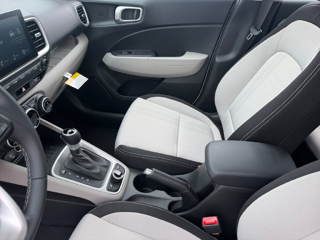 New 2026 Hyundai Venue SEL FWD image 12