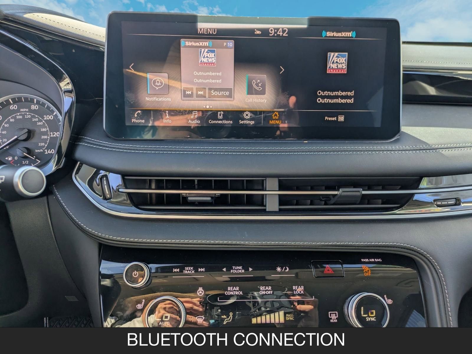 Used 2025 INFINITI QX60 Pure image 17