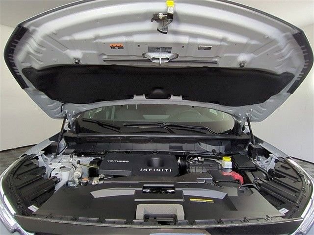 Certified 2025 INFINITI QX60 Luxe w/ Black Edition image 12