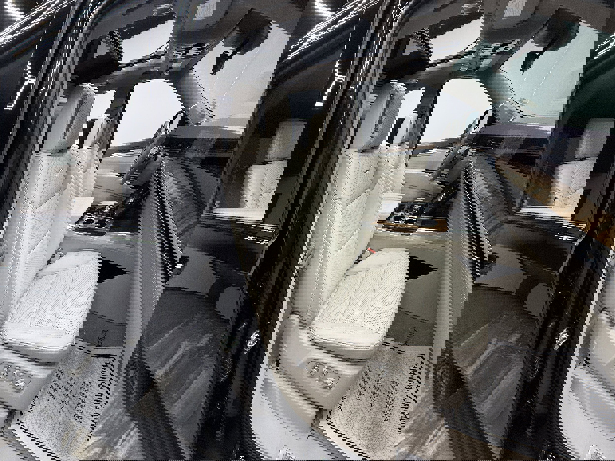 Used 2025 Cadillac Escalade ESV Sport Platinum image 33