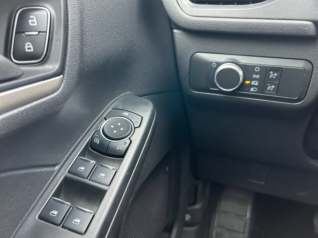 Used 2022 Ford Escape SE AWD/4WD image 16