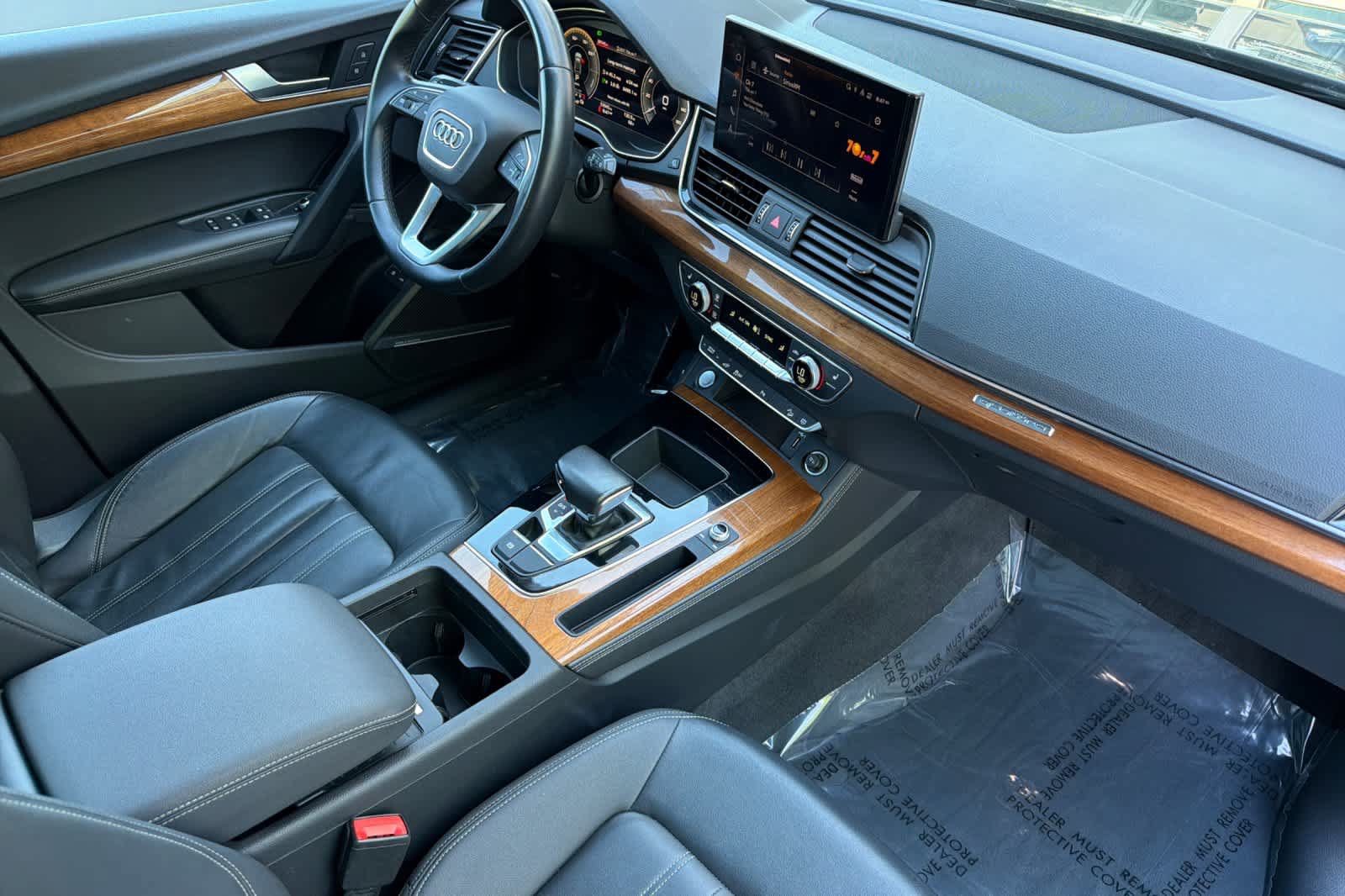 Used 2021 Audi Q5 e Premium Plus w/ Premium Plus Package AWD/4WD image 18