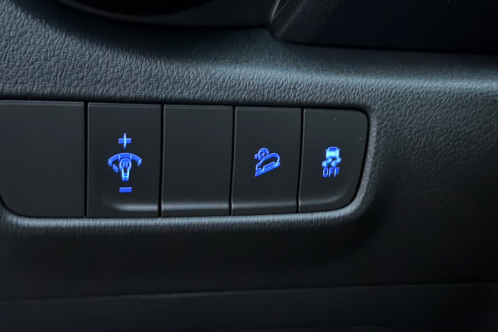 Used 2022 Hyundai Kona SE image 35