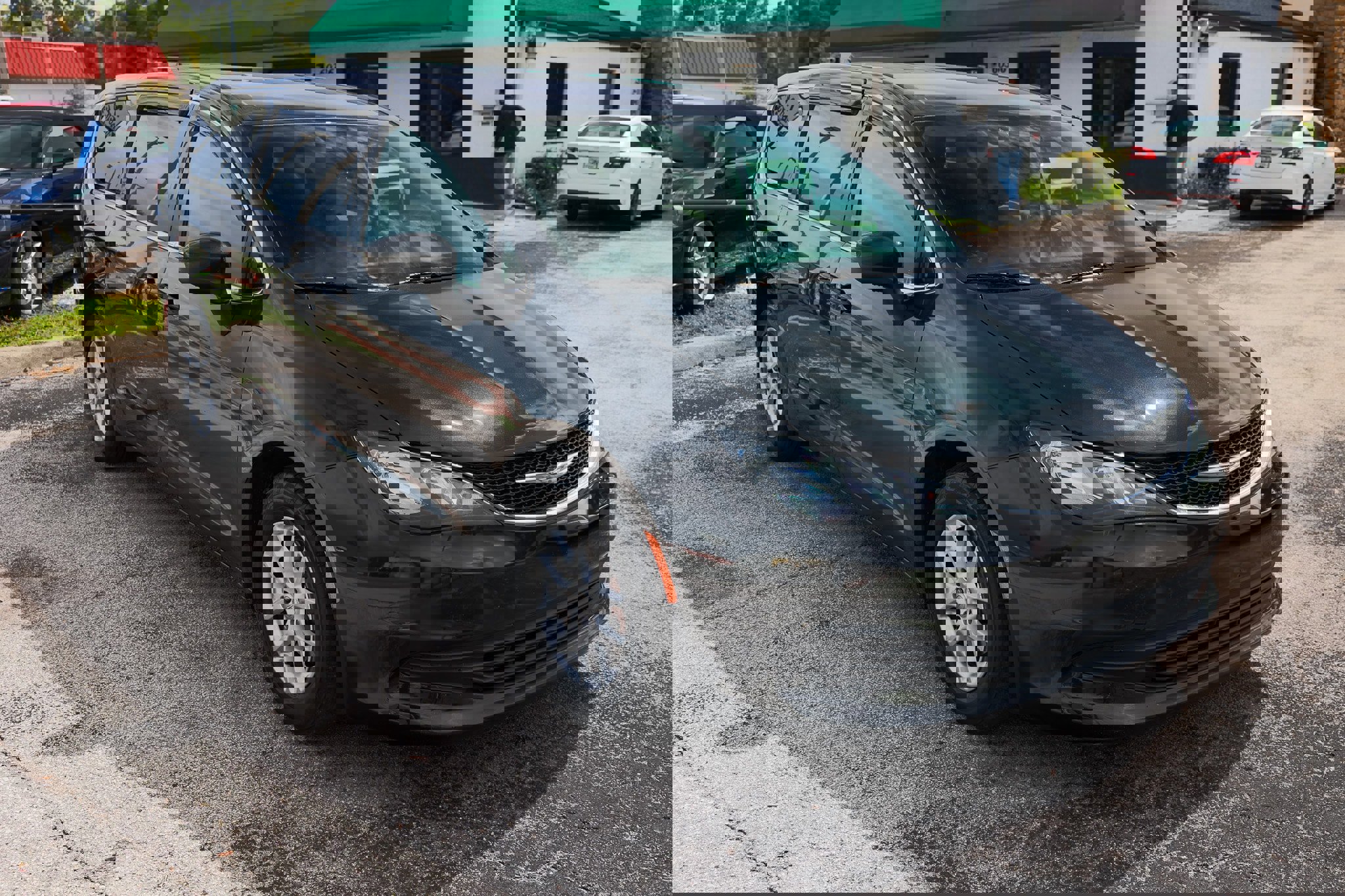 Used 2017 Chrysler Pacifica LX image 22