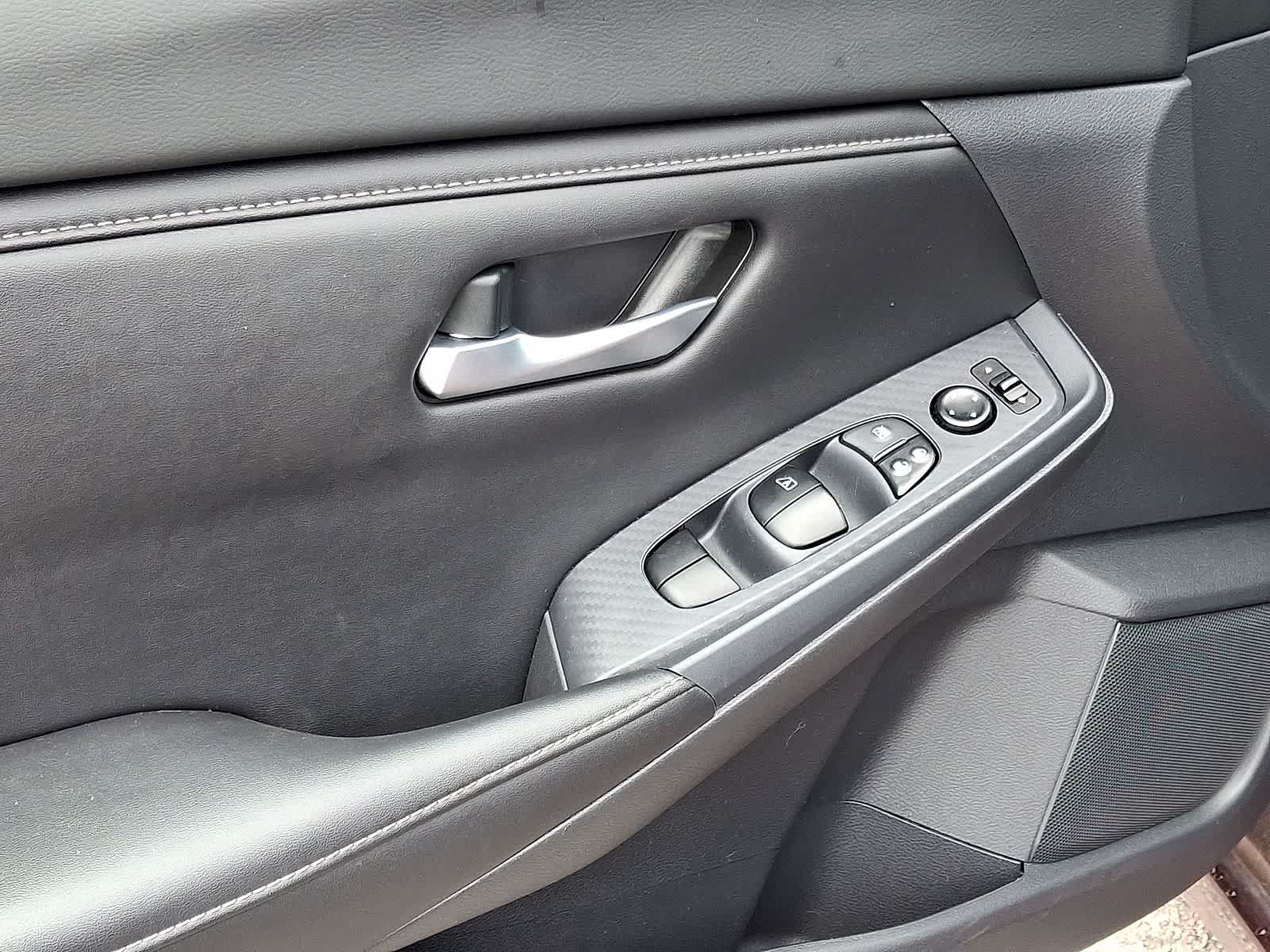 Used 2022 Nissan Sentra SV w/ All-Weather Package FWD image 27