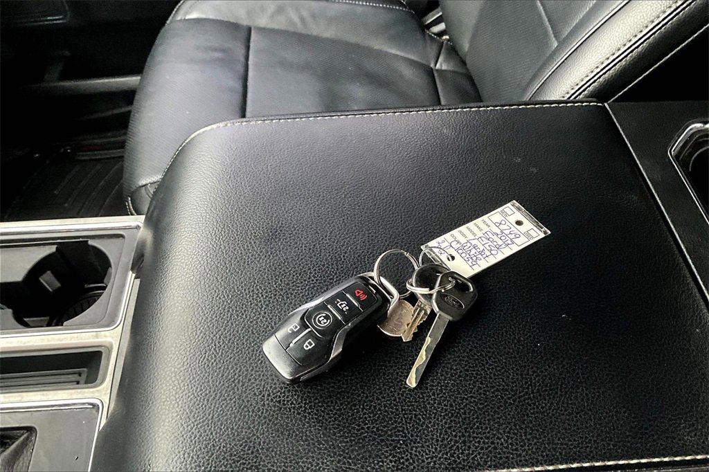 Used 2017 Ford F150 Lariat w/ Equipment Group 502A Luxury image 31